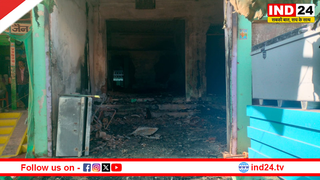 सलेहा के बालाजी ट्रेडर्स में भीषण आग, लाखों का नुकसान