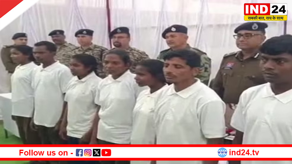 जल्द नक्सल मुक्त होगा गरियाबंद! 6 महिलाओं समेत 9 नक्सलियों ने किया आत्मसमर्पण