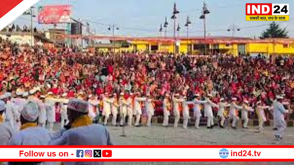 लोहाघाट के बिसंग में प्रथम होली रंग महोत्सव का भव्य आयोजन, सैकड़ों होलियारों ने गाई कुमाऊं की खड़ी होली