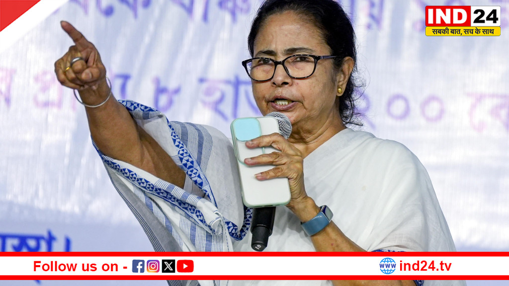 बंगाल में प्रशासनिक फेरबदल पर सियासी संग्राम: ममता बनर्जी का चुनाव आयोग पर तीखा प्रहार, ‘बंगाली और महिला विरोधी’ बताया