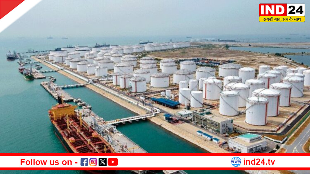 खार्ग द्वीप पर मंडराता संकट: क्या तेल की ‘जीवनरेखा’ पर कब्जे की ओर बढ़ रहा अमेरिका?