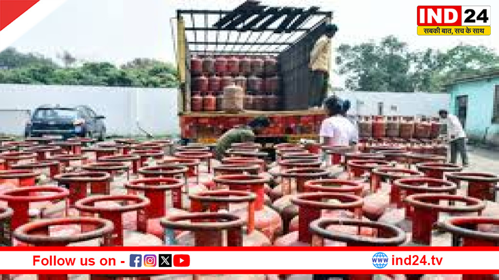 रुड़की में गैस सिलेंडर की कालाबाजारी पर कार्रवाई: सड़क किनारे बिक्री रुकवाई