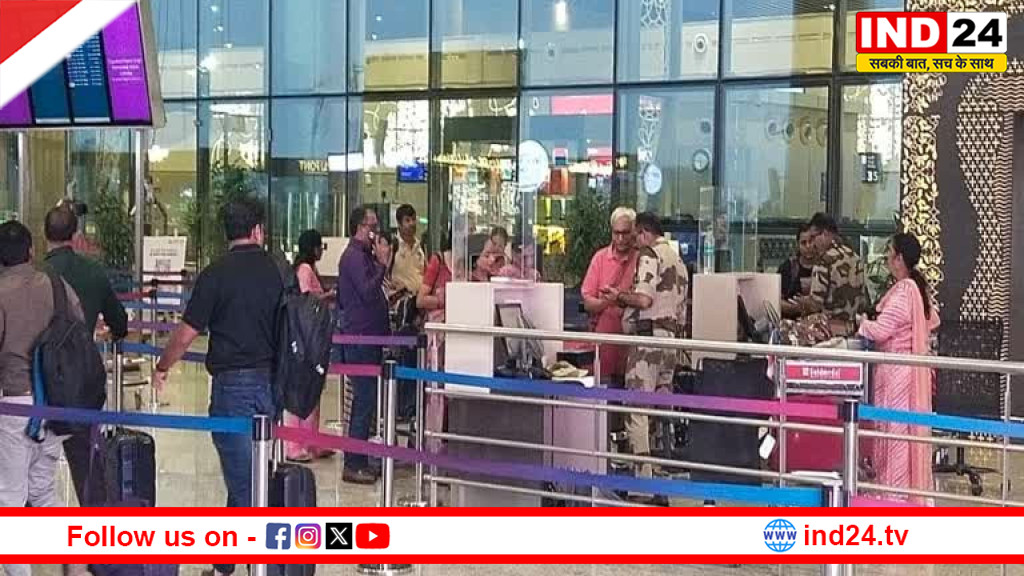 दुबई-काठमांडू फ्लाइट की लखनऊ में इमरजेंसी लैंडिंग, यात्रियों को तुरंत निकाला गया