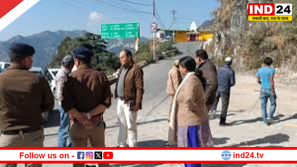 मसूरी में एमडीडीए कार पार्किंग को वेंडिंग जोन बनाने का विरोध, राजनीतिक और सामाजिक संगठनों ने सौंपा ज्ञापन