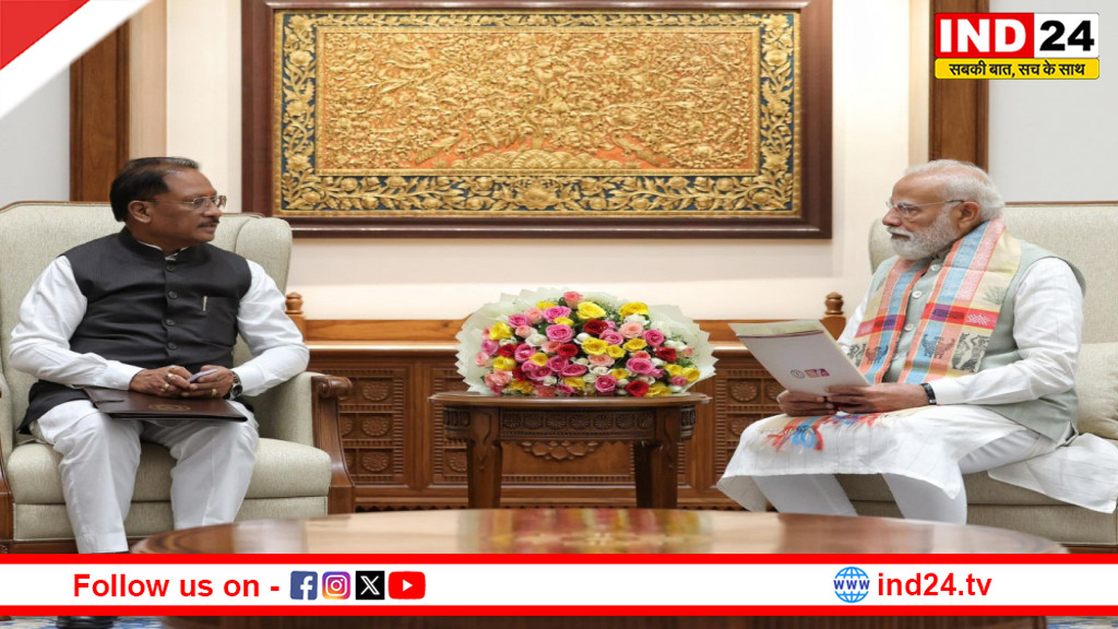 बस्तर 2.0 की शुरुआत, मुख्यमंत्री साय ने पीएम मोदी को दिया आमंत्रण, विकास का ब्लूप्रिंट सौंपा
