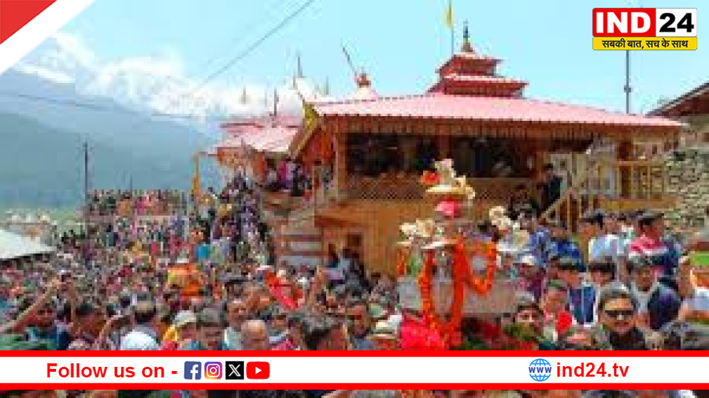 मां गंगा की डोली मुखवा से गंगोत्री धाम के लिए रवाना, कल खुलेंगे धाम के कपाट