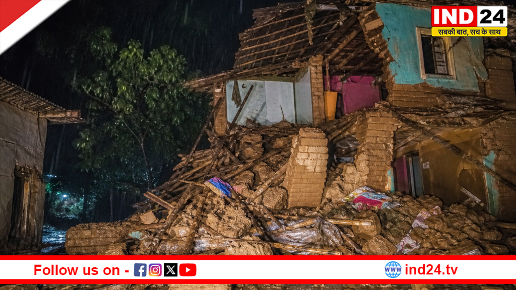 लगातार बारिश का कहर: झाड़ग्राम में दो मंजिला कच्चा मकान ढहा, कॉलेज छात्रा की दर्दनाक मौत, तीन घायल