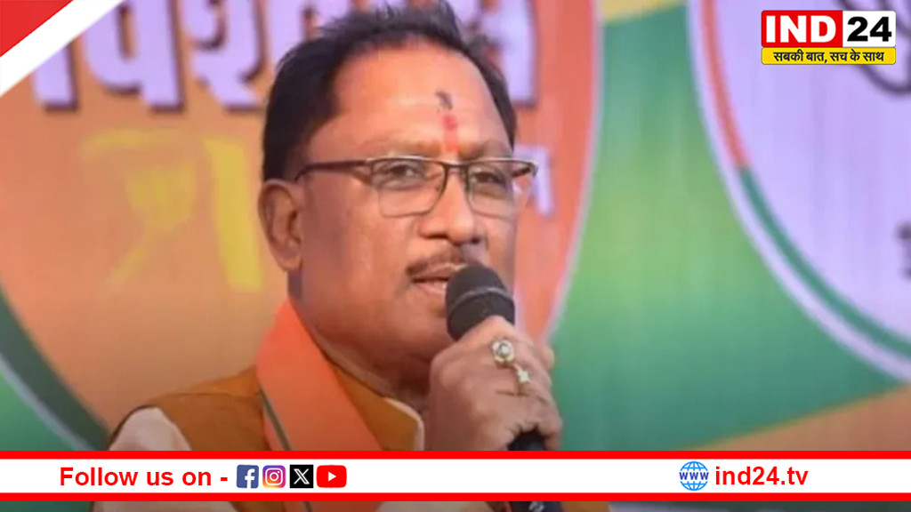 सीएम साय की सख्ती: मंच से ही सहायक आयुक्त सस्पेंड, तीन कलेक्टरों को दी कड़ी चेतावनी
