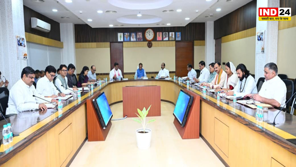 साय कैबिनेट के बड़े फैसले: वीबी-जीरामजी योजना, अटल आजीविका हाट और CG-CBG नीति को मंजूरी
