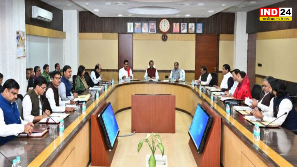 मंत्रिमंडल विस्तार और फेरबदल की चर्चाओं के बीच सीएम साय ने बुलाई सभी मंत्रियों की बैठक, सियासी हलकों में बढ़ी सरगर्मी