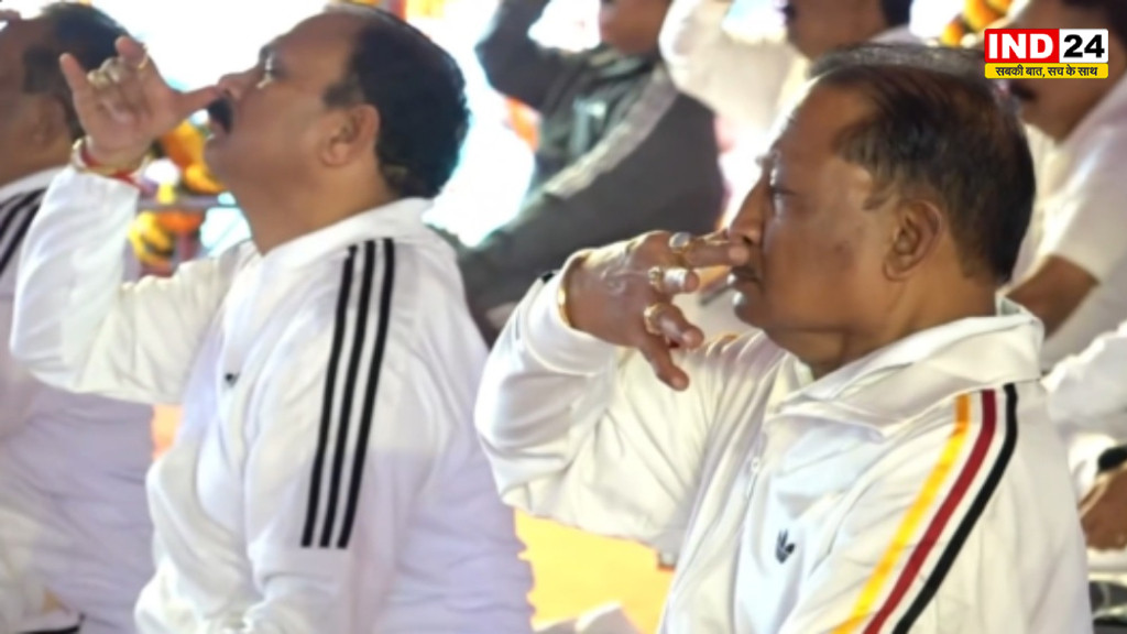 अंतरराष्ट्रीय योग दिवस: सीएम विष्णुदेव साय ने अंबिकापुर में किया सामूहिक योगाभ्यास, बोले- योग को बनाएं दिनचर्या का हिस्सा