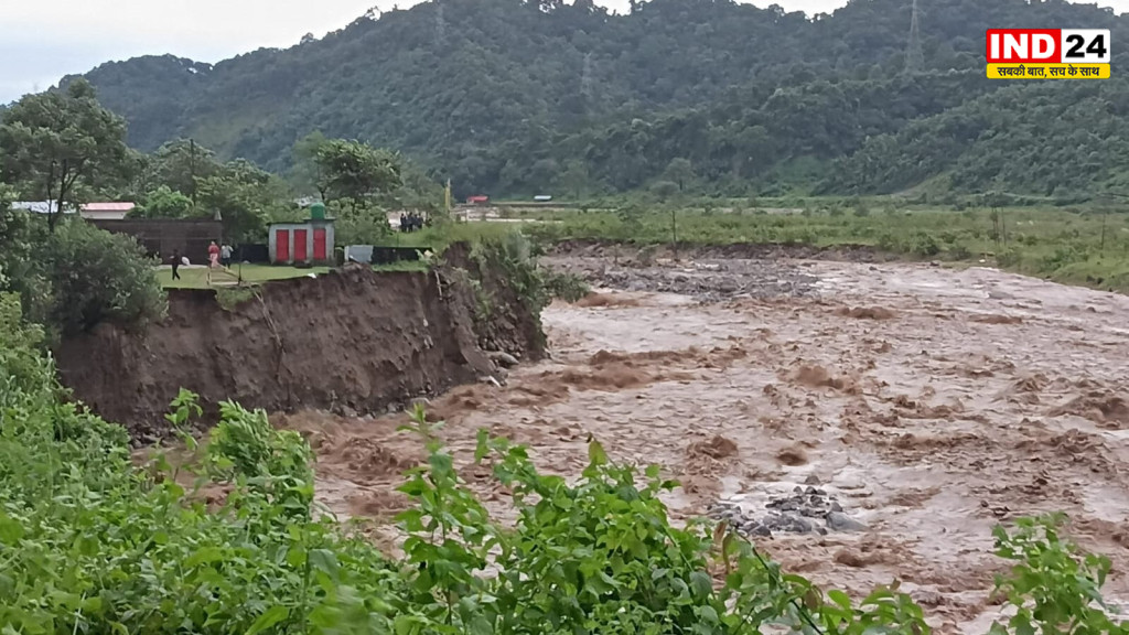 बंगाल में मौसम का महा-अलर्ट: उत्तर बंगाल में भारी तबाही की आशंका के साथ रेड अलर्ट दक्षिण के 6 जिलों में ऑरेंज अलर्ट जारी