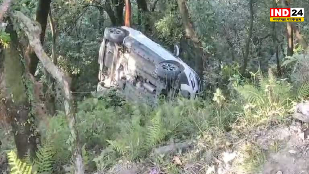 मसूरी में हादसा: झड़ीपानी शॉर्टकट मार्ग पर गहरी खाई में गिरी कार, रेस्क्यू ऑपरेशन जारी