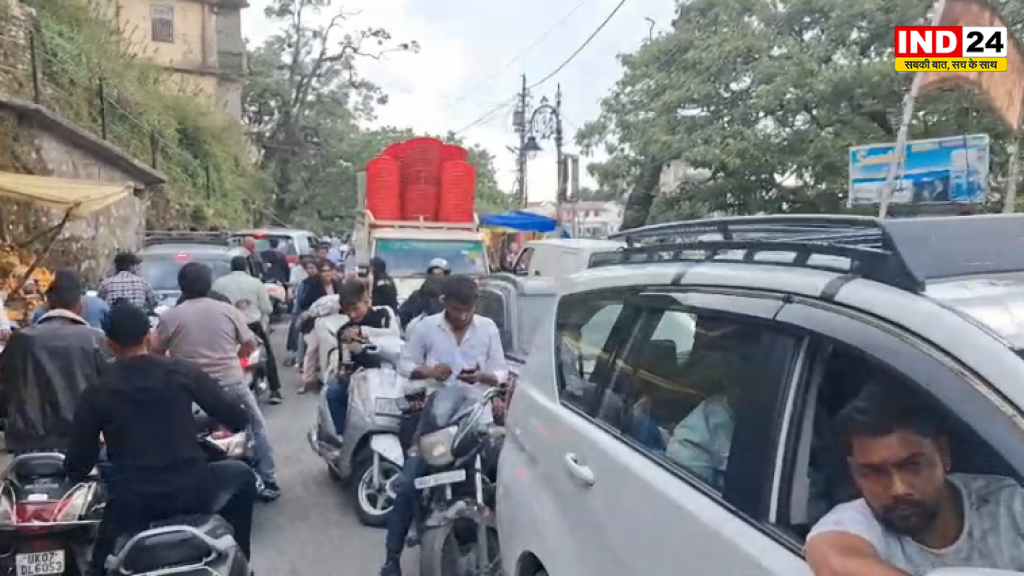 मसूरी में पर्यटन सीजन के बीच भीषण जाम, व्यवस्था सुधारने में प्रशासन नाकाम