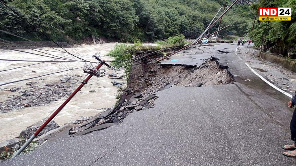 उत्तराखंड में भारी बारिश का अलर्ट, कई जिलों में हाई अलर्ट; रुद्रप्रयाग के स्कूल आज बंद