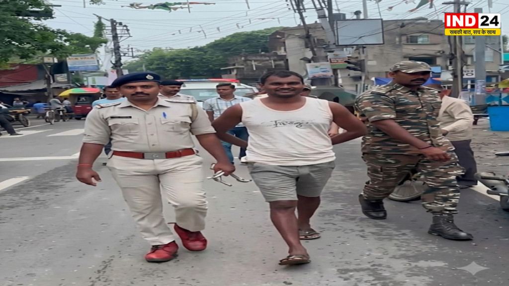 भाटपाड़ा का कुख्यात अपराधी कालुआ पुलिस हिरासत में, कमर में रस्सी बांधकर कराई गई घटनास्थलों की पहचान