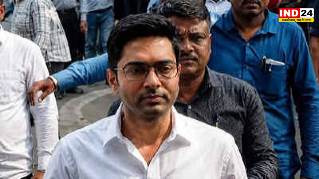 डीजे विवाद में फंसे टीएमसी सांसद अभिषेक बनर्जी के घर पहुंची CID कोर्ट से मंजूरी के बाद वॉयस टेस्ट के लिए 30 जून को किया तलब