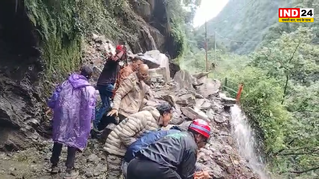 केदारनाथ यात्रा मार्ग पर संकट, गौरीकुंड के पास पत्थर-मलबा आने से रास्ता अवरुद्ध
