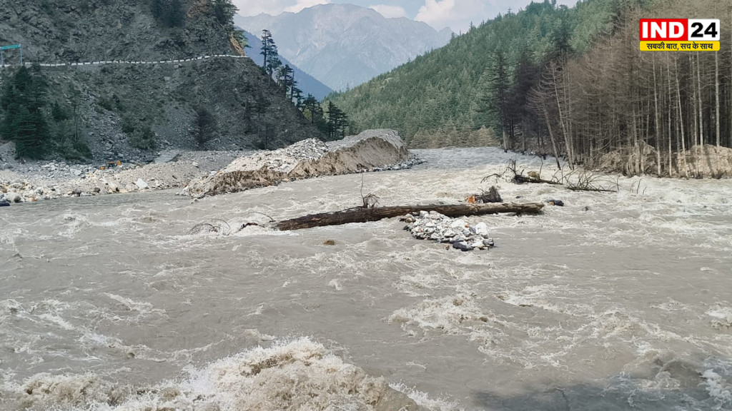 धराली आपदा के बाद फिर मंडराया खतरा, हर्षिल में सुरक्षा दीवार निर्माण की मांग तेज