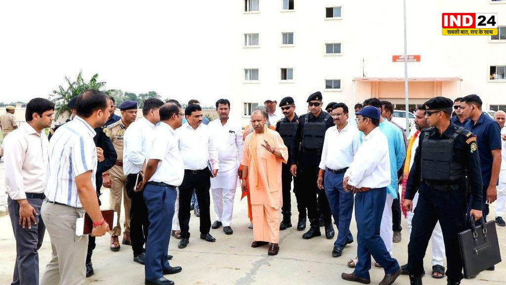 सीएम योगी ने आयुष विश्वविद्यालय में छात्रावास का किया उद्घाटन, ऑडिटोरियम निर्माण का लिया जायजा