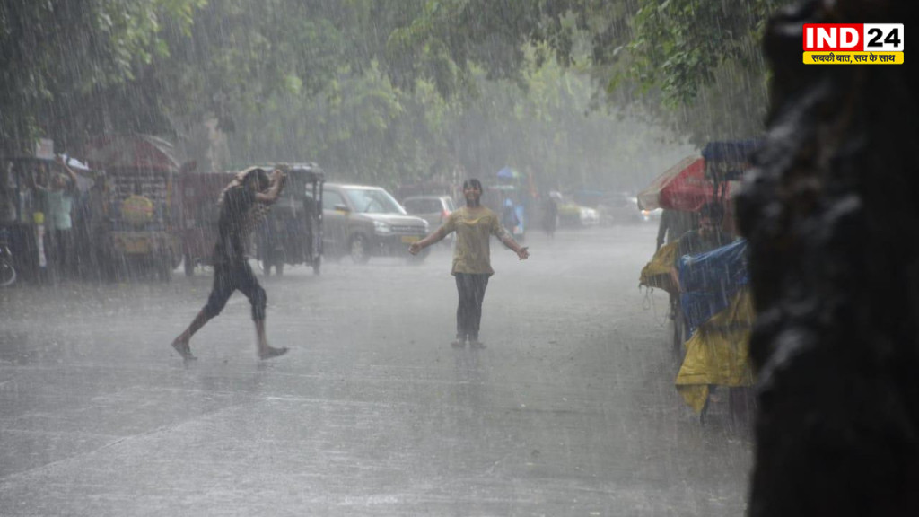 दिल्ली-एनसीआर में बरसी राहत, झमाझम बारिश ने उमस से दिलाई निजात; मौसम हुआ खुशनुमा