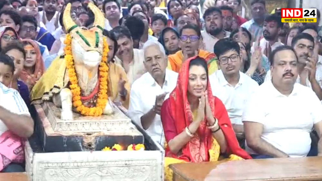 अनुपमा फेम रूपा गांगुली ने उज्जैन महाकाल मंदिर में की भस्म आरती, बोलीं- महाकाल की कृपा से हूं