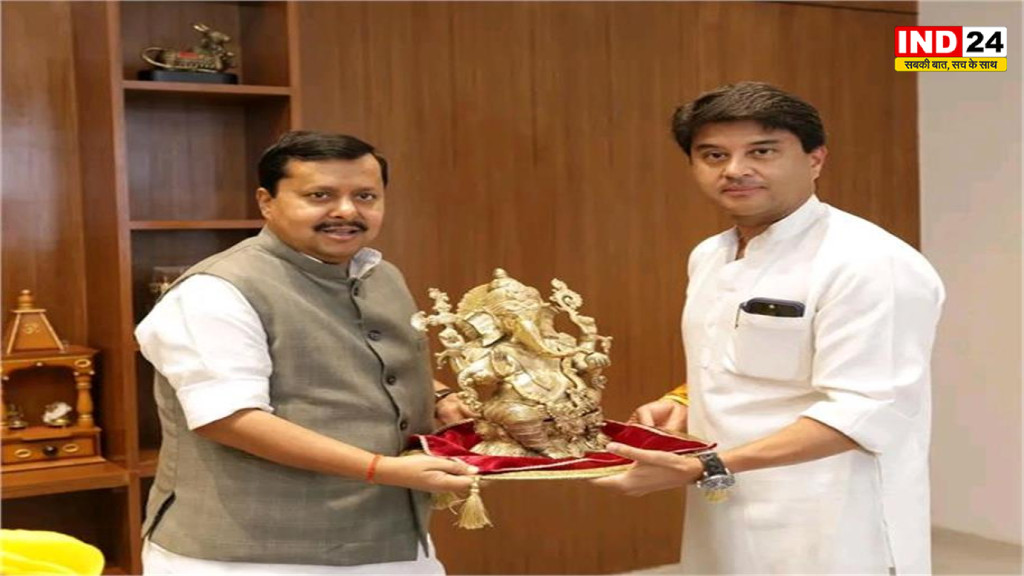 दिल्ली में सिंधिया-नितिन नवीन की खास मुलाकात से गरमाई सियासत, लंबी बातचीत ने बढ़ाई राजनीतिक हलचल