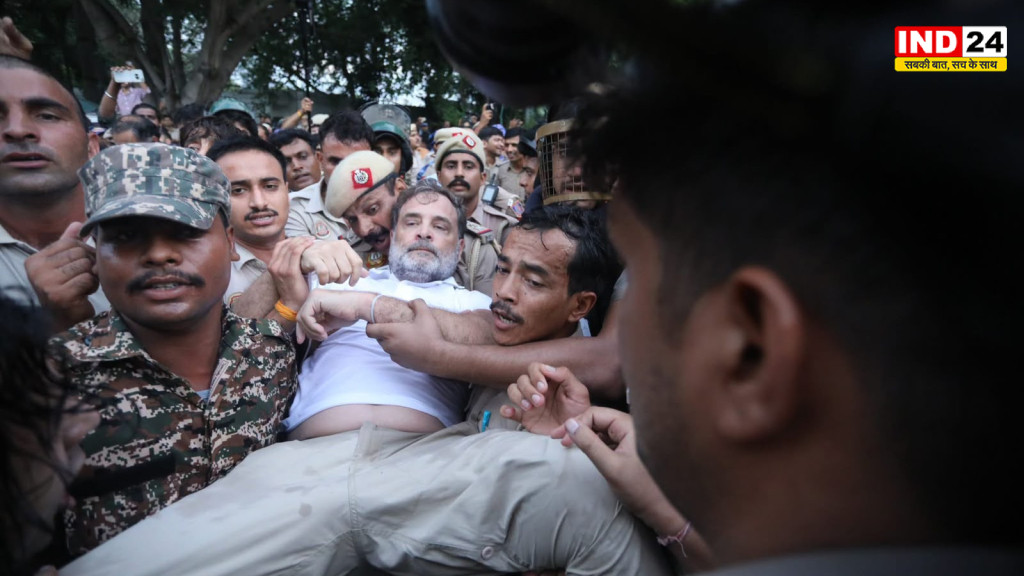 राहुल गांधी को दिल्ली पुलिस ने हिरासत में लिया, पीएम आवास के पास विरोध प्रदर्शन के दौरान कार्रवाई