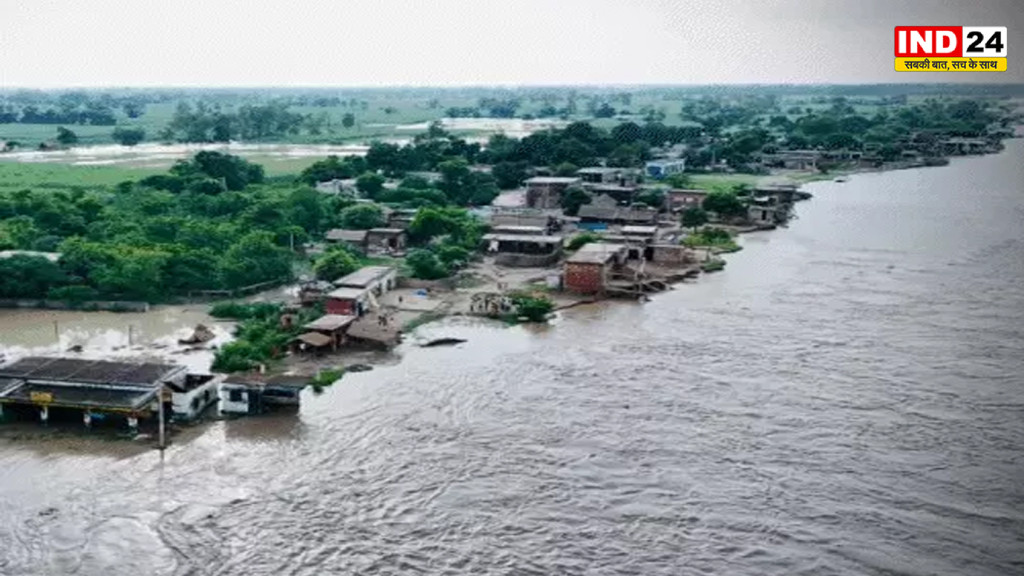 यूपी में बारिश से बाढ़ जैसे हालात, 10 नदियां उफान पर, कई गांव टापू बने, 54 जिलों में आज बारिश का अलर्ट