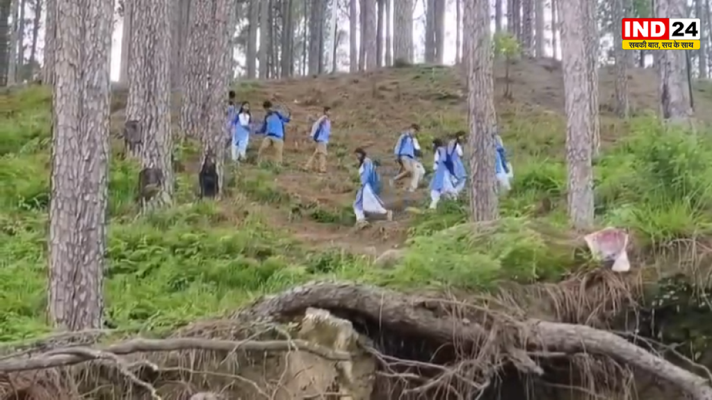 नेपाल सीमा से लगे गांवों के छात्रों की पुकार, 16 किमी पैदल सफर के बाद स्कूल पहुंचने को मजबूर