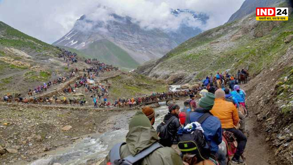 बाबा अमरनाथ यात्रा में उमड़ा आस्था का सैलाब, ढाई लाख के करीब श्रद्धालुओं ने किए बाबा बर्फानी के दर्शन