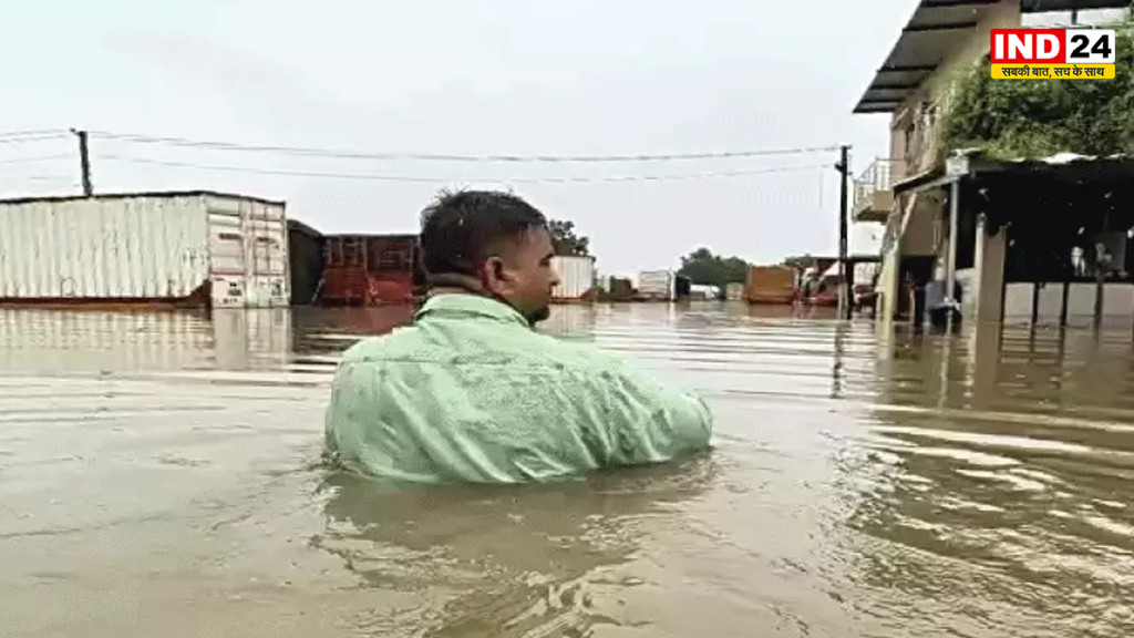 गुजरात, महाराष्ट्र और ओडिशा में भारी बारिश का रेड अलर्ट, असम में बाढ़ से 7 लाख से ज्यादा लोग प्रभावित, हिमाचल में 134 सड़कें बंद