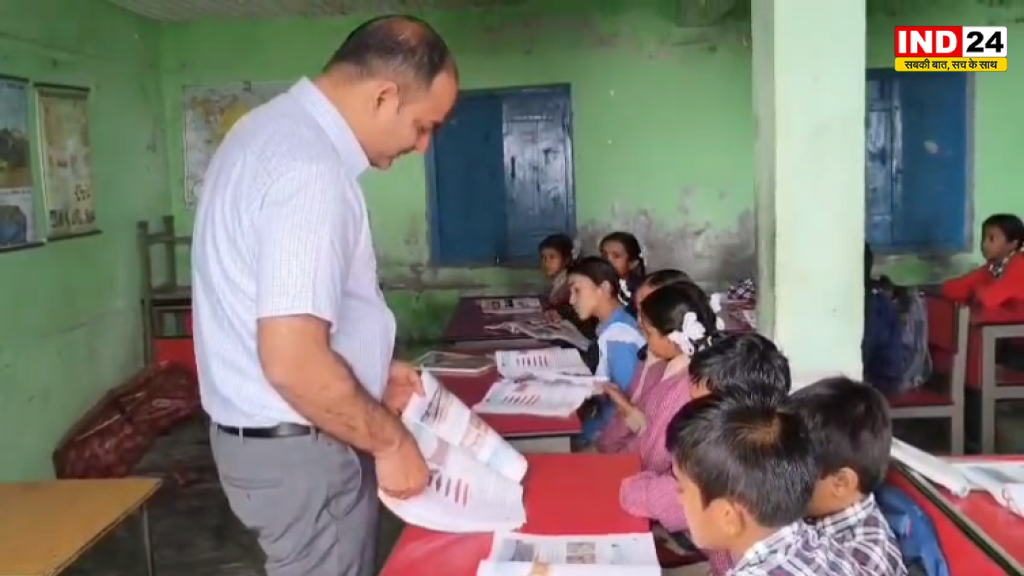 स्कूल पहुंचे डीएम मनीष कुमार, खुद बने शिक्षक; बच्चों को पढ़ाई हड़प्पा सभ्यता का पाठ