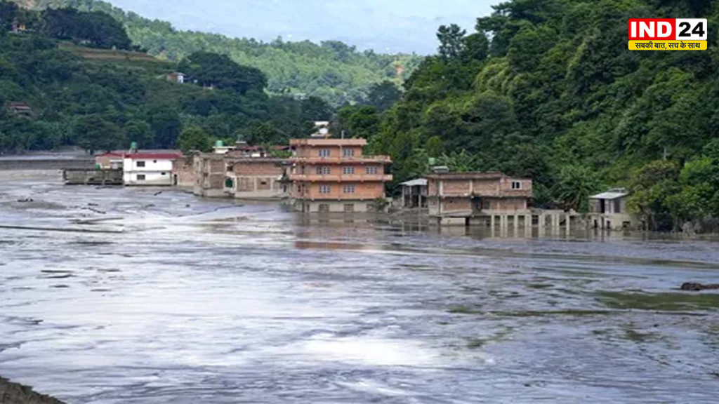नेपाल में बाढ़ की तबाही के 5 दिन बाद भी राहत नहीं, 788 मौतें; टनल में फंसी 100 जिंदगियों को बचाने की जंग जारी