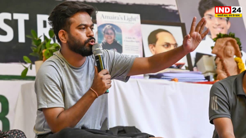 विदेश में पढ़ाई के खर्च पर उठे सवालों पर बोले कॉकरोच जनता पार्टी प्रमुख अभिजीत दीपके, सबूत के तौर पर दिखाई बोस्टन यूनिवर्सिटी की स्कॉलरशिप