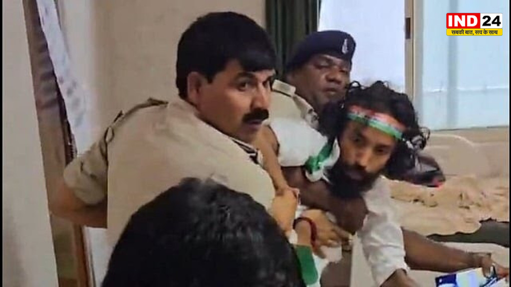 तिरंगा यात्रा में शामिल होने से देवेंद्र नाथ महतो को रोका, पुलिस से हुई धक्का-मुक्की