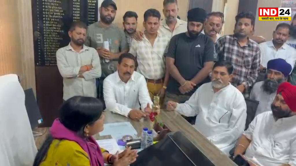 बाजपुर में वोटर लिस्ट का बड़ा गड़बड़झाला, जिंदा व्यक्ति को मृत घोषित करने पर हंगामा