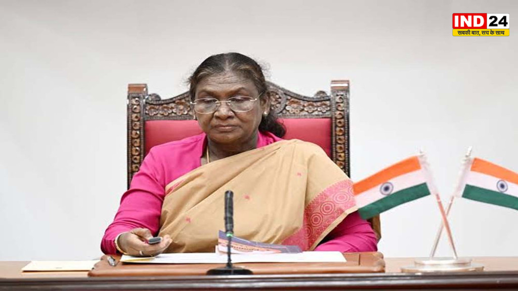 Vande Mataram: राष्ट्रपति मुर्मु की मंजूरी के बाद नया कानून लागू, राष्ट्रगीत के अपमान पर होगी कार्रवाई