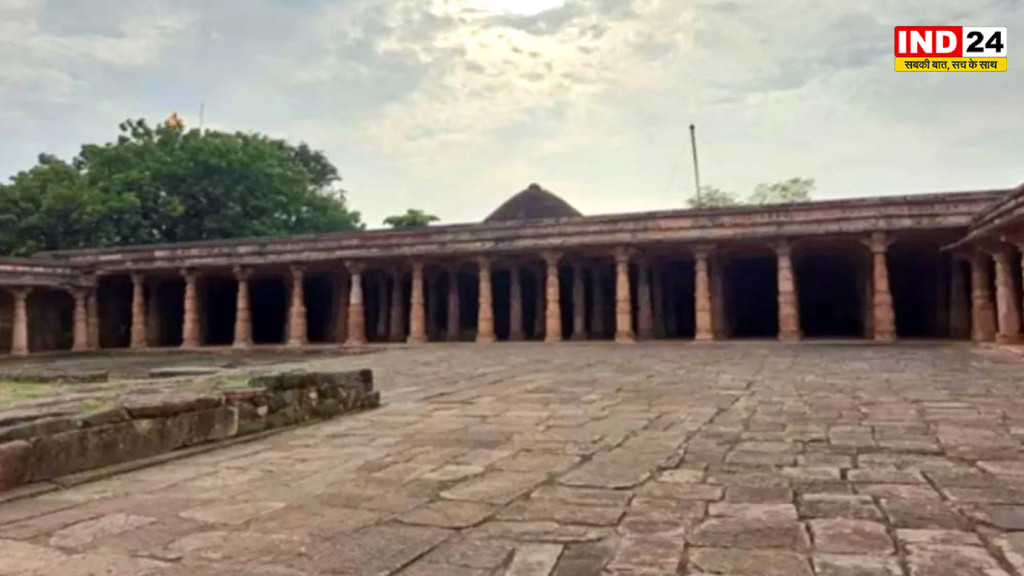 धार में भोजशाला मामले को लेकर आधे दिन का बंद, बाजारों में दिखा असर; सुरक्षा के कड़े इंतजाम