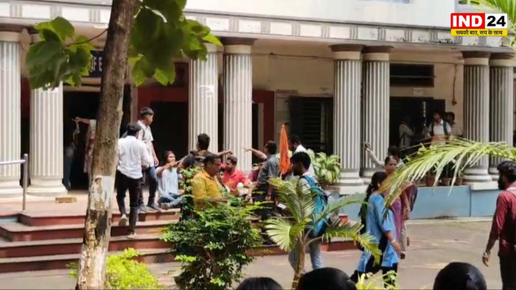 मेदिनीपुर कॉलेज में हिंसा का आरोप, छात्र-प्रोफेसर घायल, ABVP कार्यकर्ताओं पर हमले का आरोप