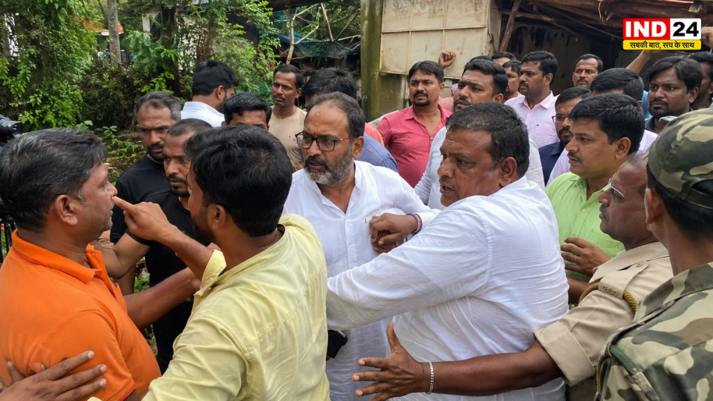 पाथरघाटा में भाजपा के दो गुट भिड़े, पार्टी कार्यालय तोड़ने की मांग पर बढ़ा विवाद; विधायक ने रोका हंगामा