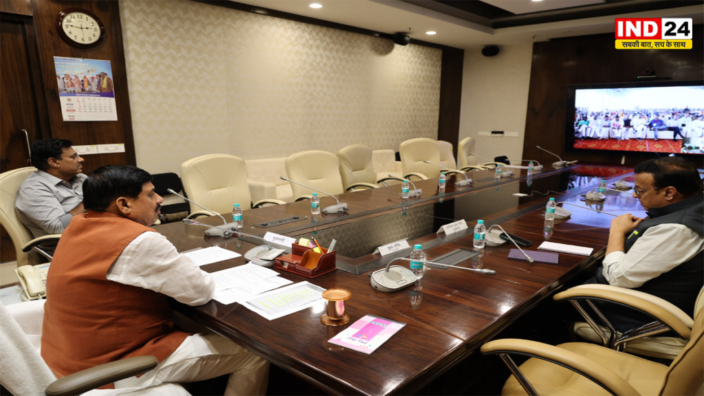 MP में किसानों को जमीन अधिग्रहण पर मिलेगा 4 गुना मुआवजा, CM डॉ.मोहन यादव बोले- भूमि हमारी माता, इसे सुरक्षित रखें