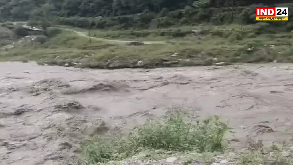 Uttarakhand Weather: देहरादून समेत 6 जिलों में बारिश का अलर्ट, चेतावनी स्तर के पार पहुंचा टिहरी डैम का पानी