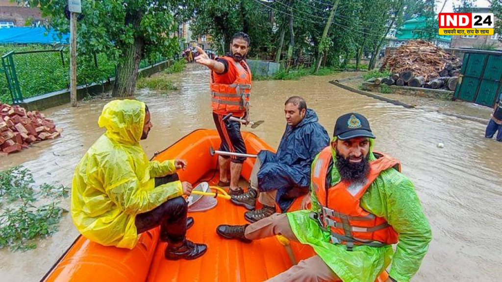 जम्मू-कश्मीर में बादल फटने से तबाही, किश्तवाड़-शोपियां में बाढ़; हाईवे बंद, अमरनाथ यात्रा प्रभावित