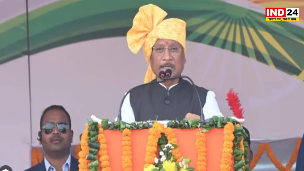 मुख्यमंत्री विष्णुदेव साय ने मुख्यमंत्री निवास में फहराया तिरंगा, बोले- राष्ट्रीय अस्मिता, स्वाभिमान और एकता का प्रतीक है तिरंगा