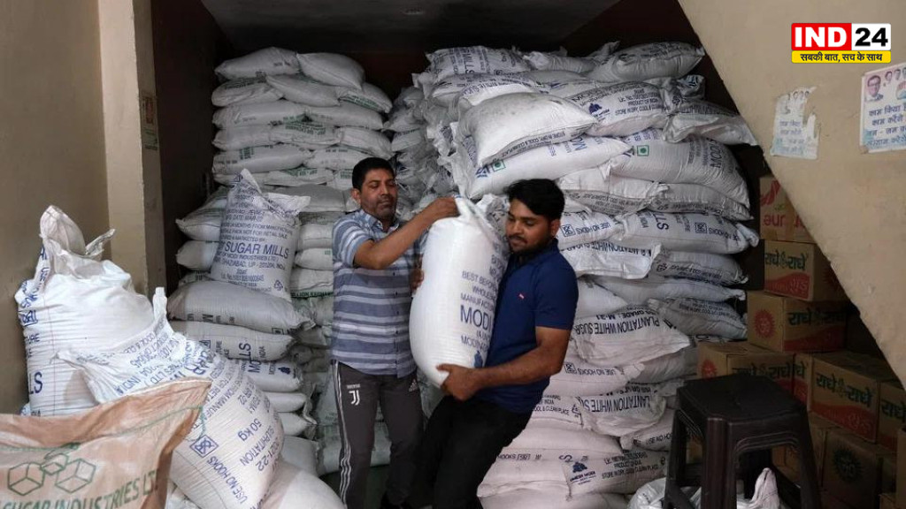 त्योहारों से पहले चीनी ने बढ़ाई मिठास की चिंता, एक साल की ऊंचाई पर दाम; स्टॉक जांच में जुटा उपभोक्ता मंत्रालय