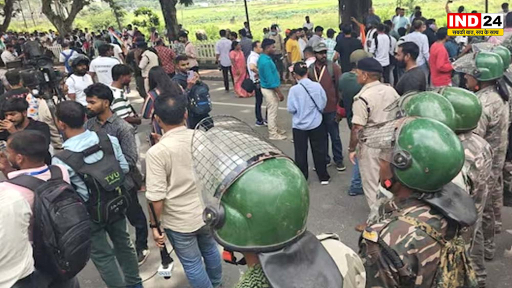 JPSC-JSSC Protest: रांची में छात्रों का विधानसभा घेराव, 3 लेयर बैरिकेडिंग टूटी; देवेंद्र नाथ महतो एंबुलेंस से पहुंचे