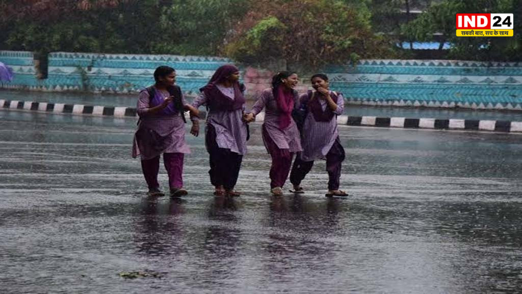 विदाई की राह में फिर सक्रिय हुआ मानसून, गुजरात में रेड अलर्ट; दिल्ली-NCR में कब थमेगी बारिश?