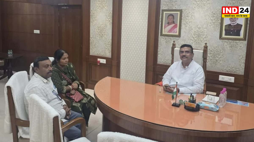  नवान्न में राजनीतिक हलचल तेज, ममता गुट की नंदीग्राम उम्मीदवार संचिता प्रधान दे ने मुख्यमंत्री सुवेंदु अधिकारी से की मुलाकात, मची सियासी सनसनी