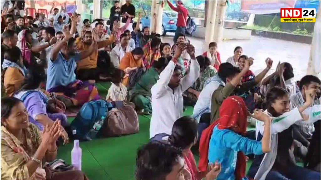 ‘बहुत परेशान हैं सर...’ CM डॉ. मोहन यादव के काफिले के आगे पहुंचे शिक्षक अभ्यर्थी, मांगी पद वृद्धि